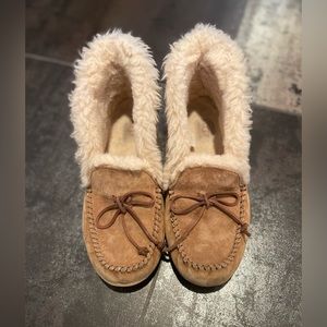 Women Uggs Alena Moccasin Slipper